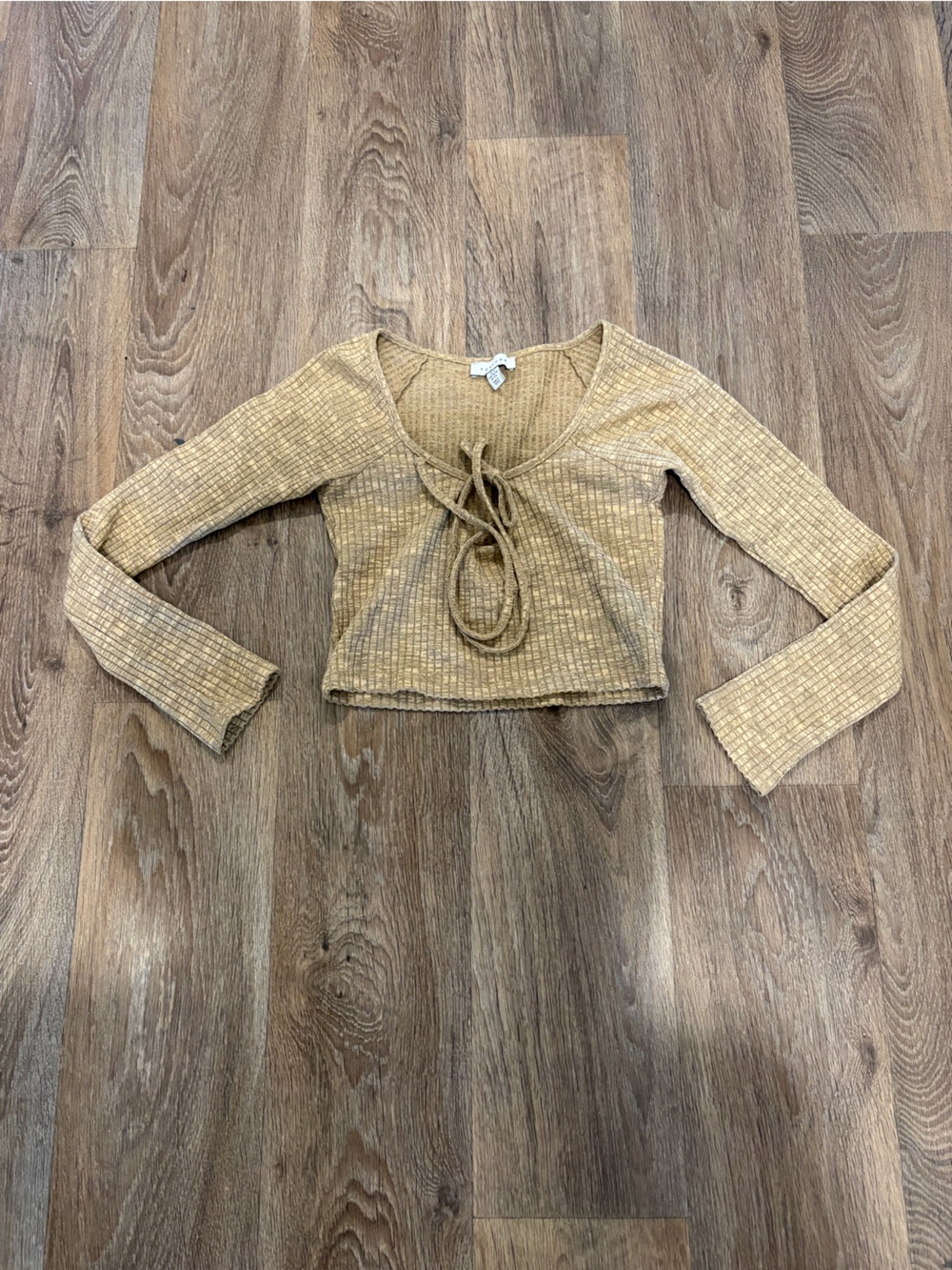 Topshop Ribbed Tie-Front Long Sleeve Crop Top in Camel